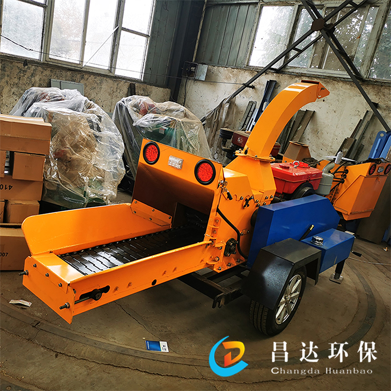 帶（dài）傳送帶（dài）小（xiǎo）型樹枝粉碎機主圖1.jpg