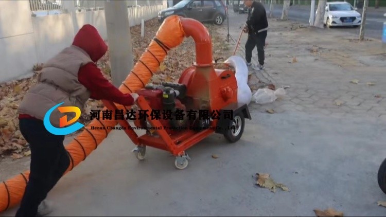 河南昌達移（yí）動樹（shù）葉粉碎機客戶使用現（xiàn）場