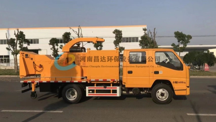 湖北客（kè）戶定（dìng）製車載式樹（shù）枝粉碎車主機2.jpg